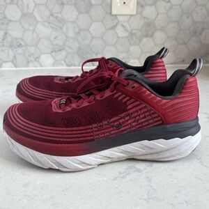 Hoka Bondi 6